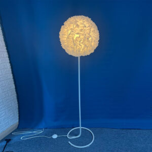 Chân đèn sắt Lucas